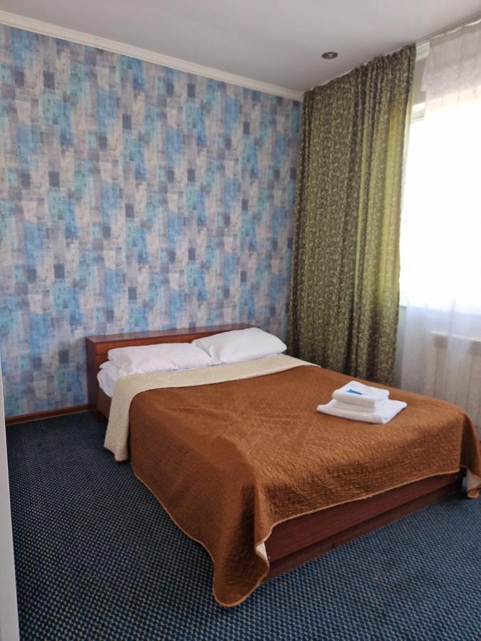 Victoria Hotel 악타우 외부 사진