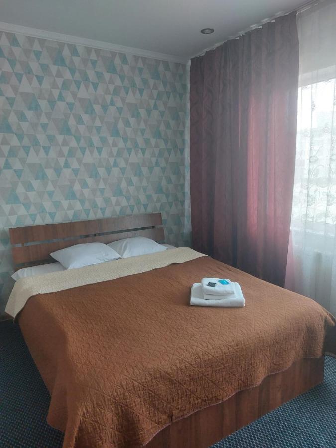 Victoria Hotel 악타우 외부 사진