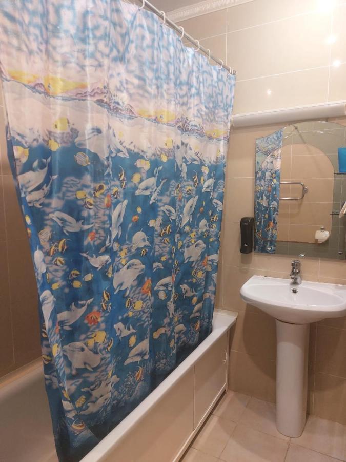 Victoria Hotel 악타우 외부 사진