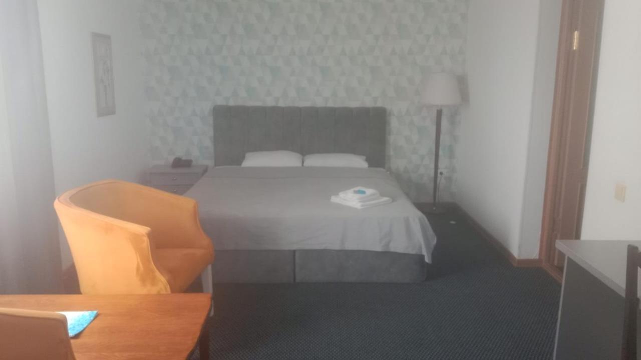 Victoria Hotel 악타우 외부 사진