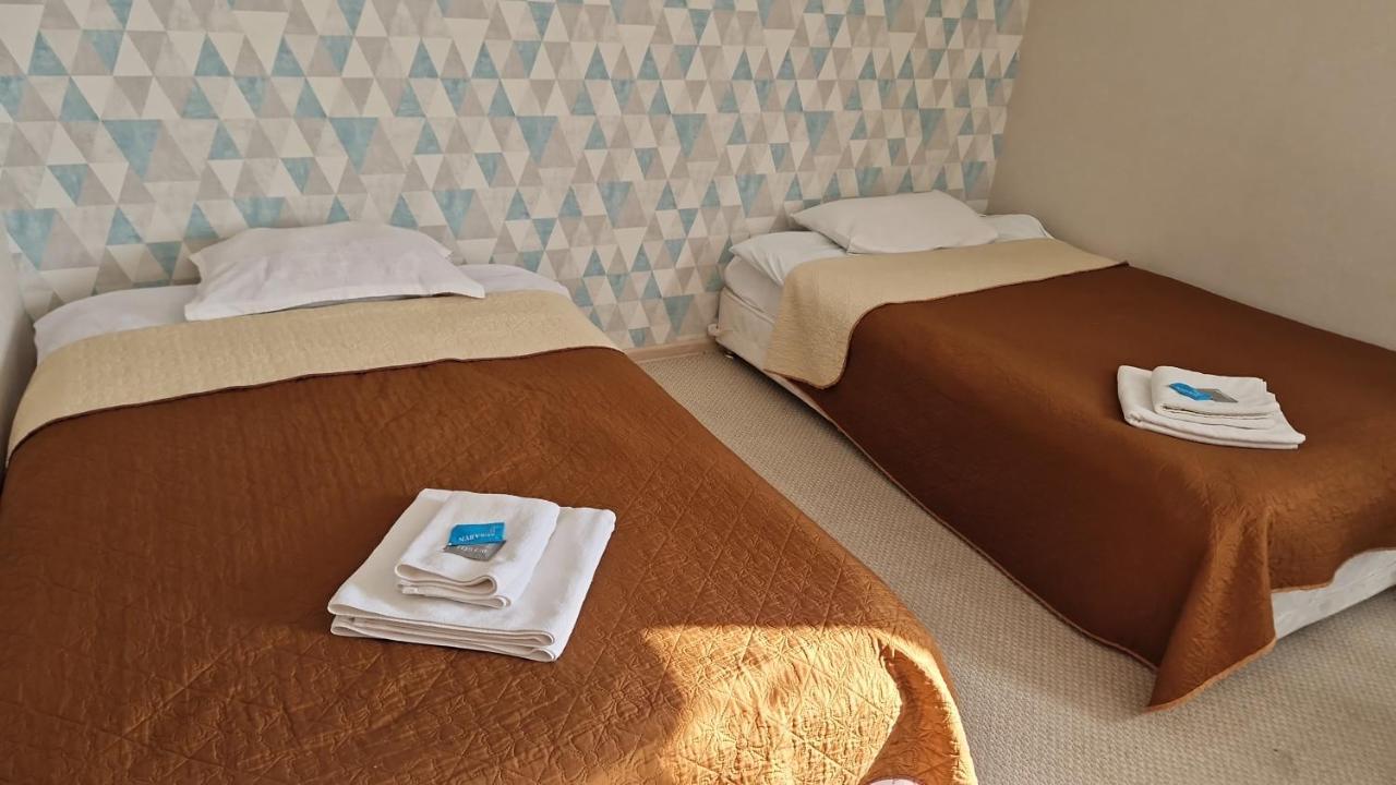 Victoria Hotel 악타우 외부 사진